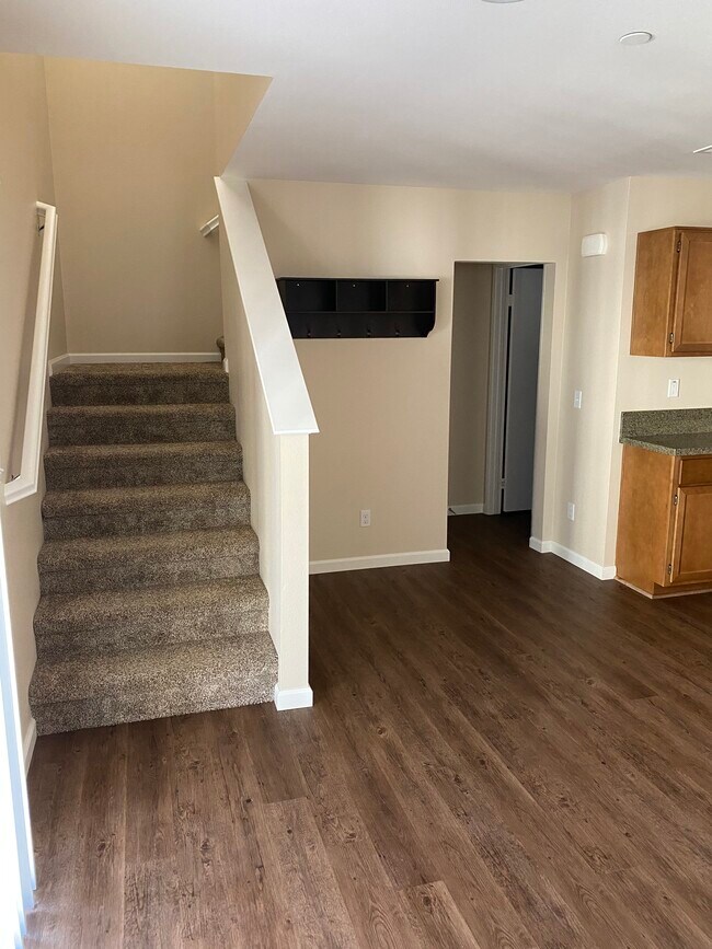 Building Photo - Woodmont