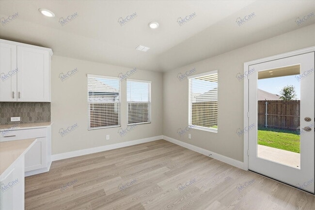 Building Photo - 811 London Town Ln