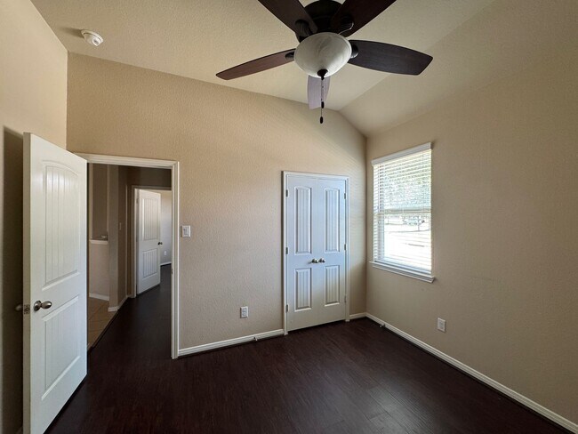 Building Photo - 19038 W Windhaven Terrace Trail