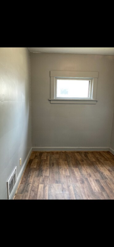 Building Photo - 600 Mc Clure Ave