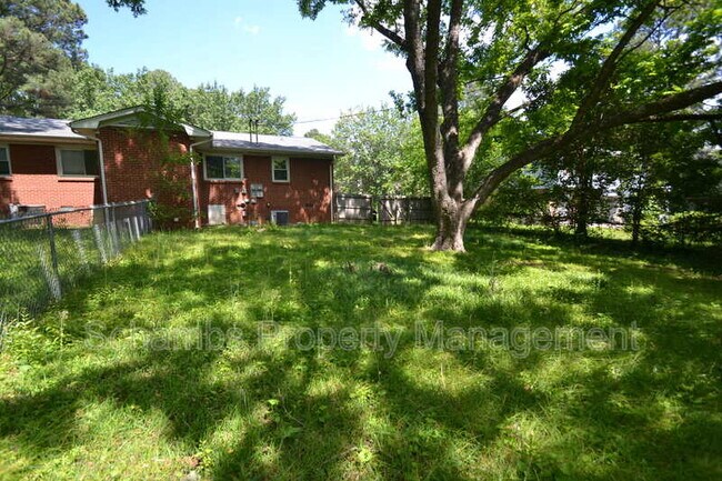 Building Photo - 5131 Lundy Dr