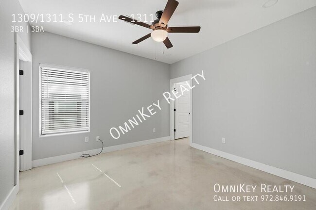 Building Photo - 1309/1311 S 5th Ave-1311