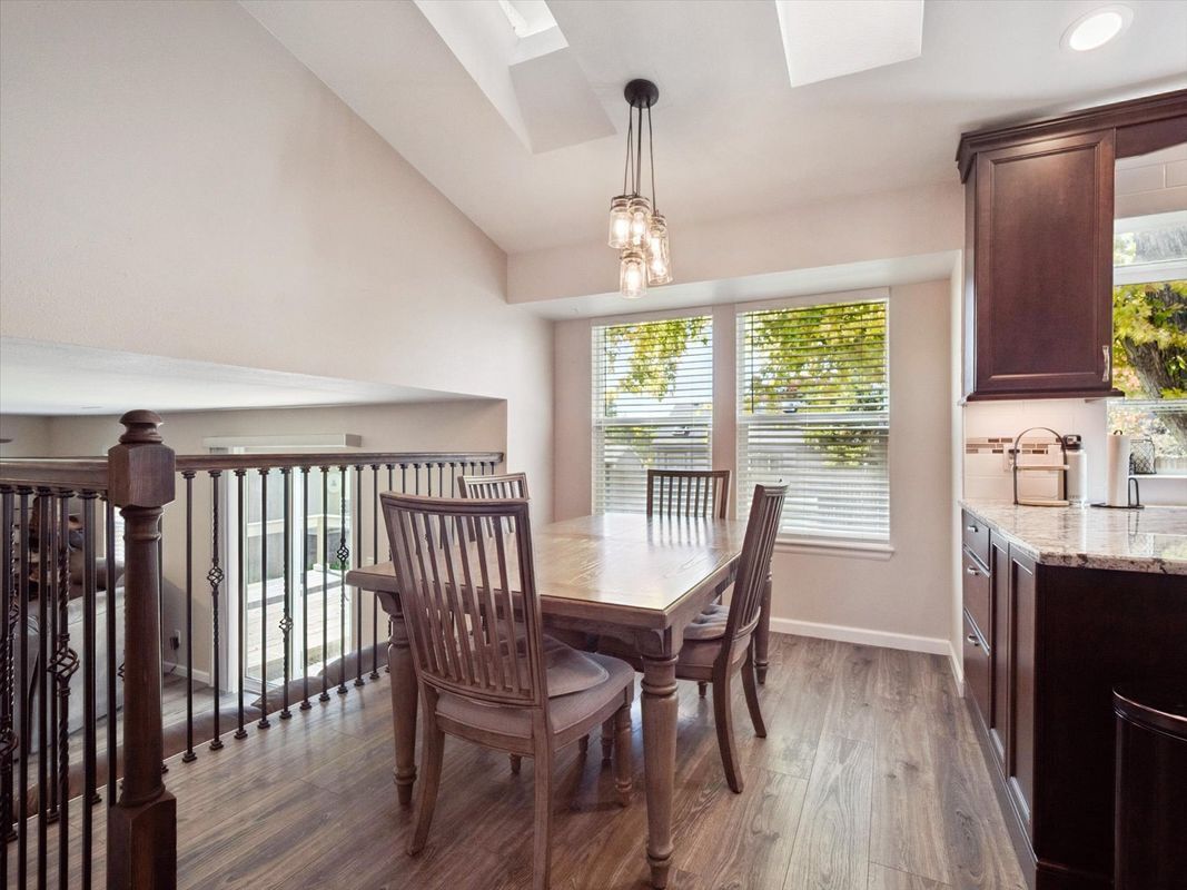 Building Photo - 9274 W Friend Dr