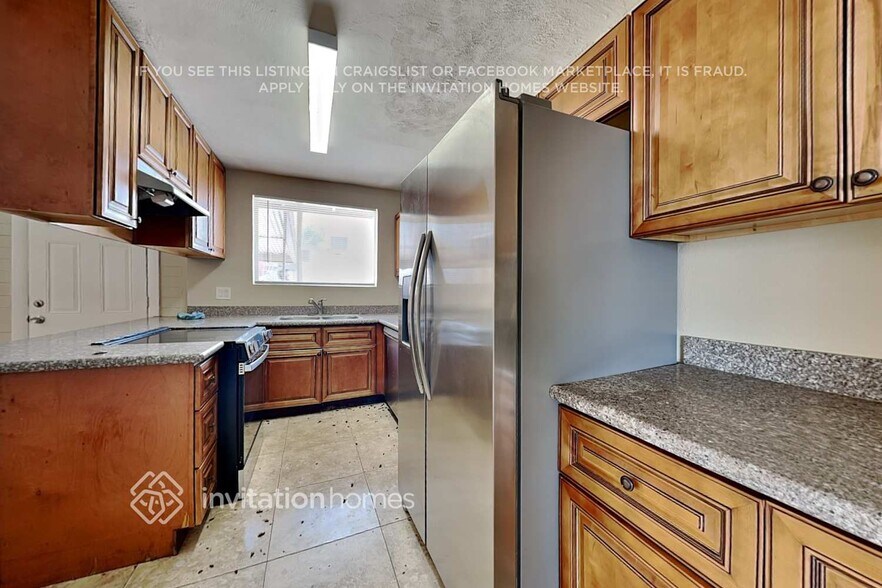 Building Photo - 5611 N 65th Ave