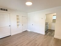 Building Photo - 2235 Ekin Ave