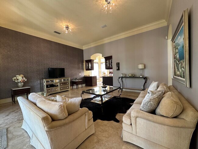 Building Photo - 476 SW Squire Johns Ln