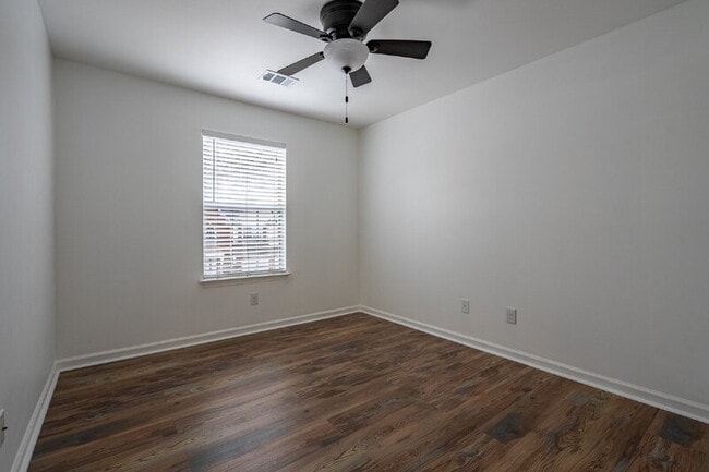 Building Photo - 1185 Arborhill Ln