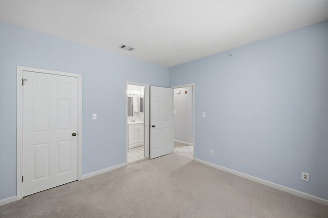 Building Photo - 200 Sandestin Ln