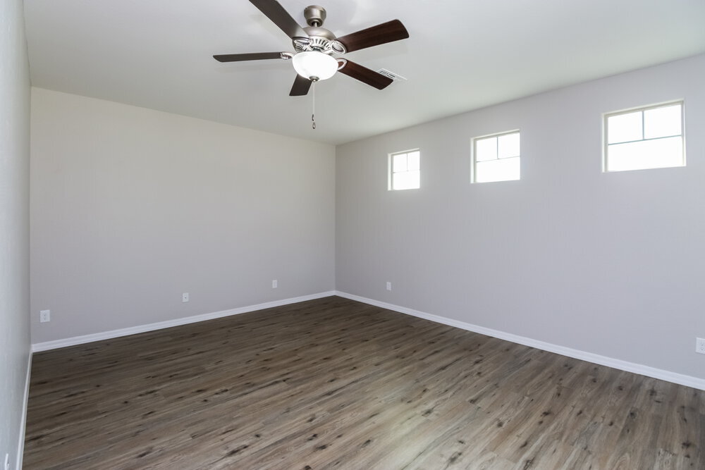 Building Photo - 1035 S Agnes Ln