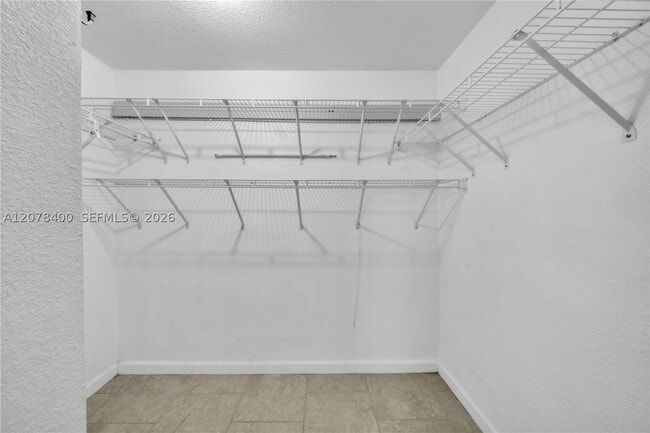 Building Photo - 2501 S Ocean Dr