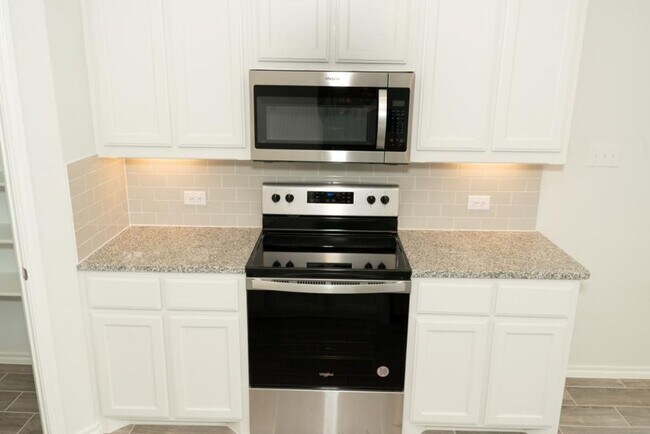 Building Photo - Stunning Single Family Ranch in Aubrey!