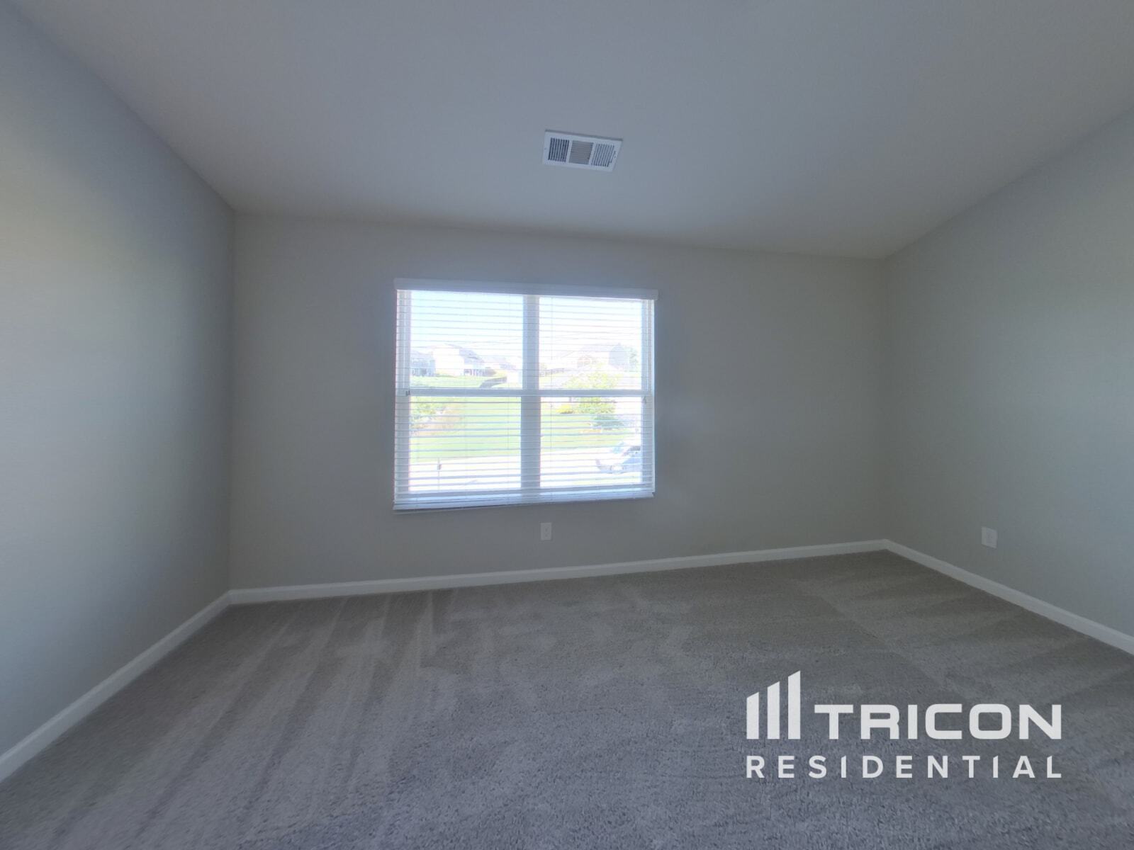 Building Photo - 2245 Bee Hive Dr