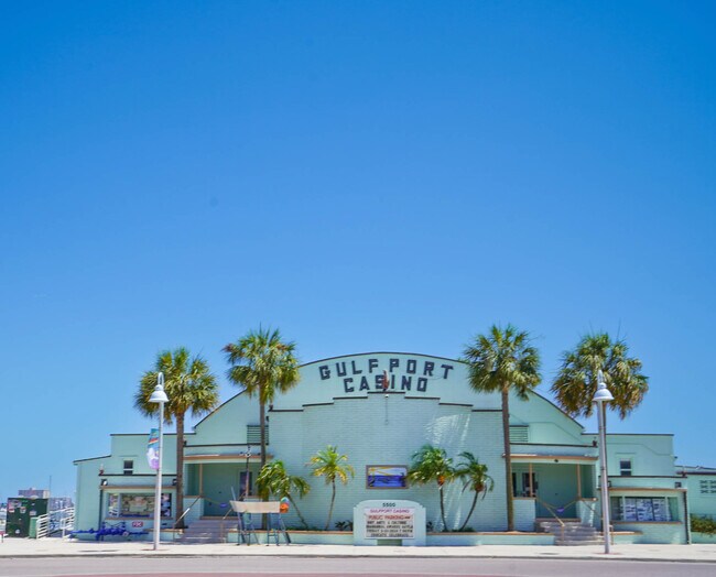 Building Photo - 1826 58th St S