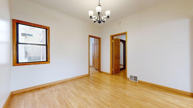 Building Photo - Freshly Updated 2BR Home with Garage, Outd...