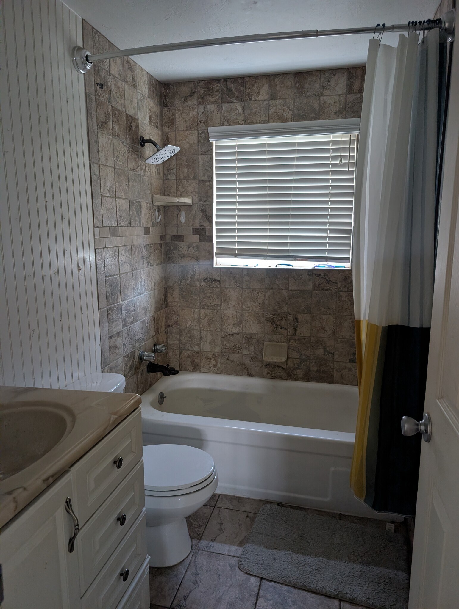 Building Photo - 8475 S 1575 E