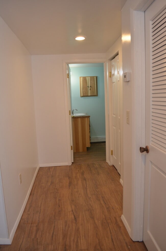 Building Photo - Beautiful 3 bd, 2 bath home for rent in Fa...