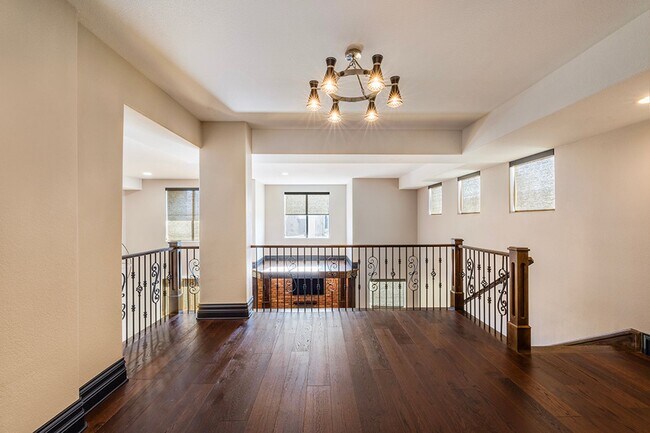 Building Photo - Manhattan Condo Penthouse