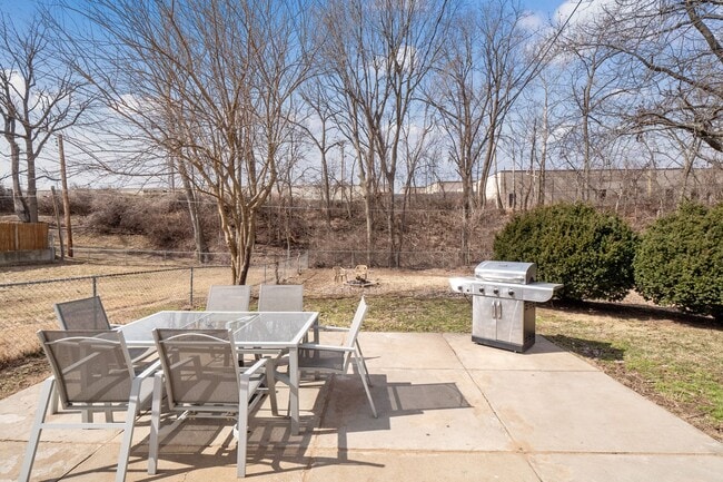 Building Photo - Beautiful Complete Rehab home for rent in ...