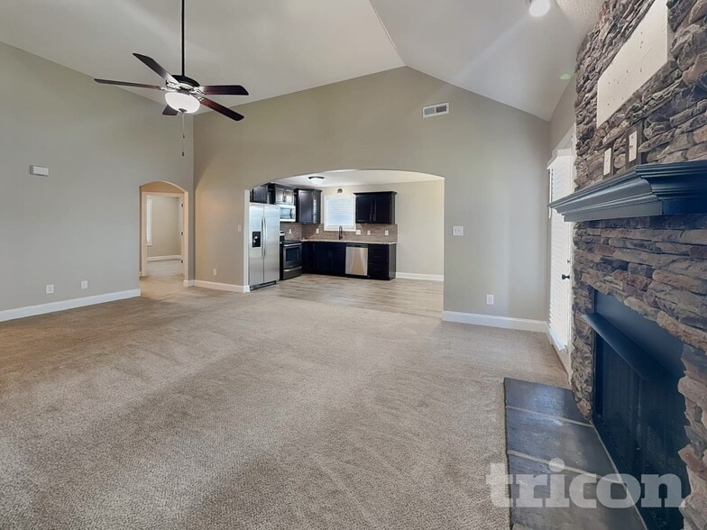 Building Photo - 1041 Charles Thomas Dr
