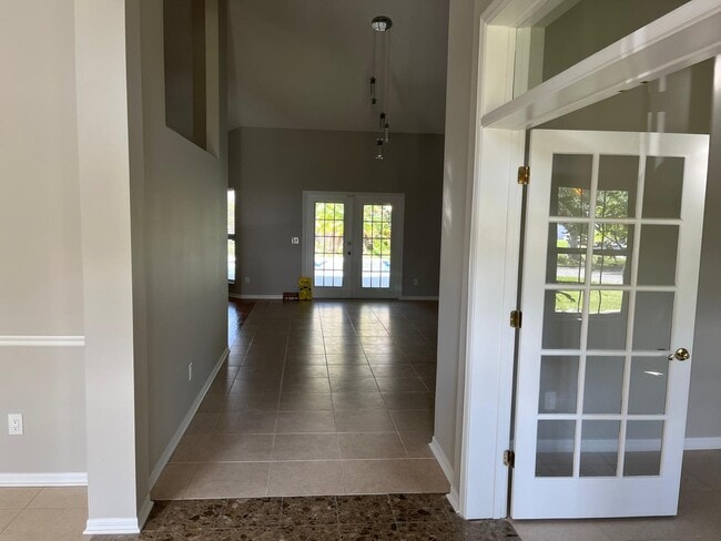 Building Photo - 1918 Turtle Creek Pl