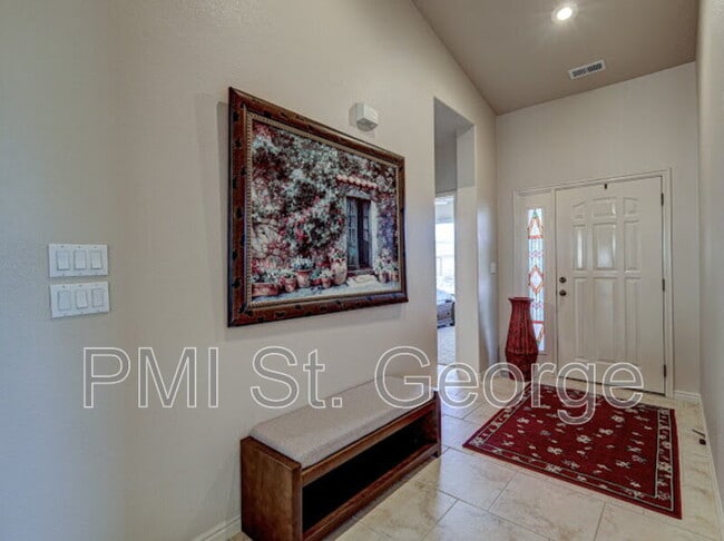 Building Photo - 621 Rolling Hills Dr