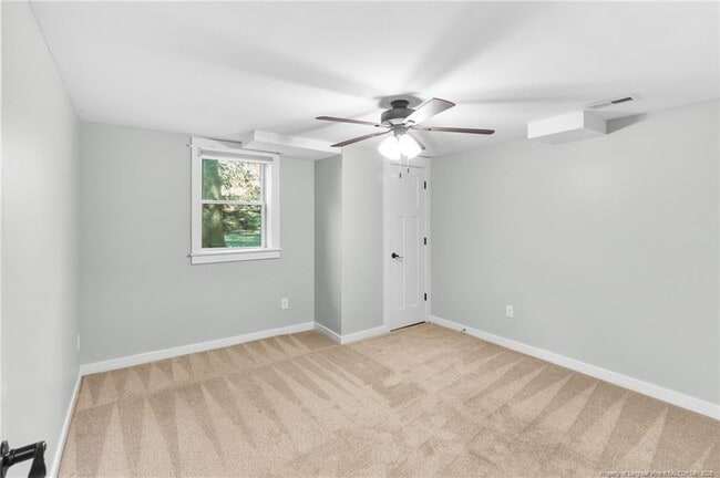 Building Photo - 505 Cross St