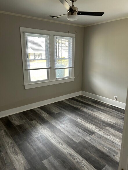 Building Photo - 1605 Hanover Rd