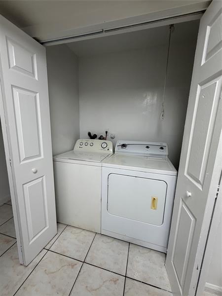 Building Photo - 6558 Harbour Rd