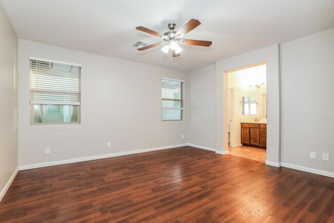 Building Photo - 15137 W Alexandria Way