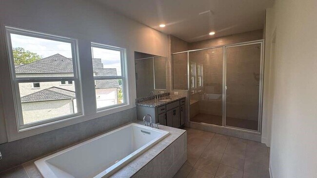 Building Photo - 5365 Travers Ln