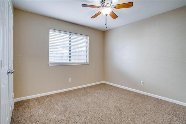 Building Photo - 435 L Thompson St