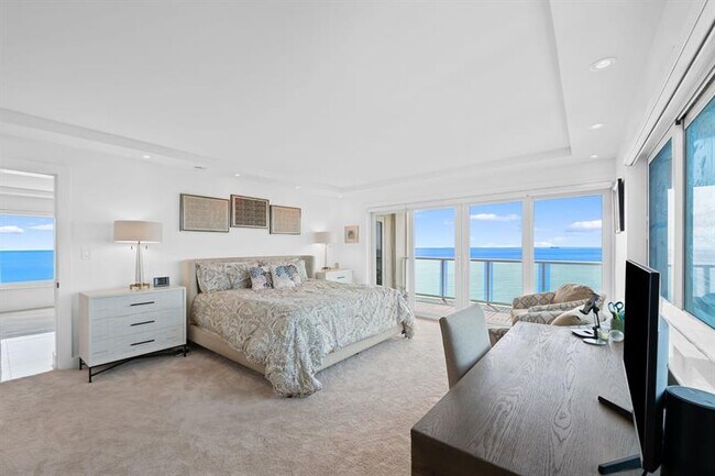 Building Photo - 1151 N Fort Lauderdale Beach Blvd