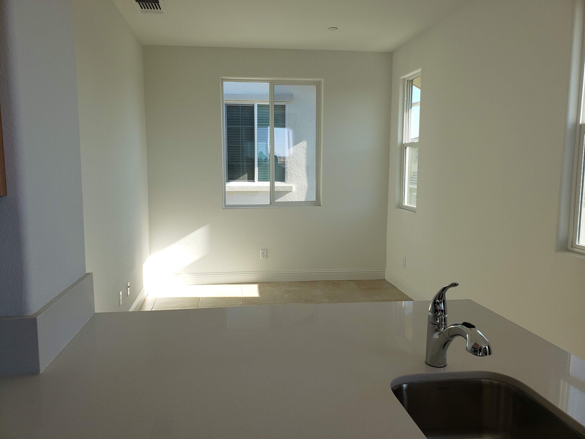 Building Photo - 1469 Terra Verde St