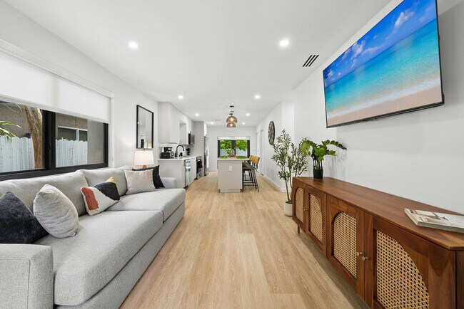 Building Photo - 3737 Frow Ave