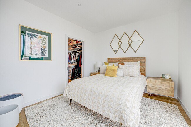 Building Photo - Penthouse Living Redefined at Chapman Stables