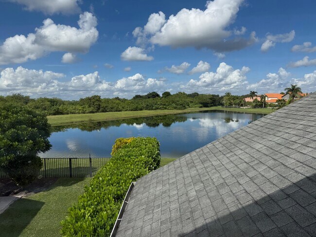 Building Photo - 22492 Middletown Dr