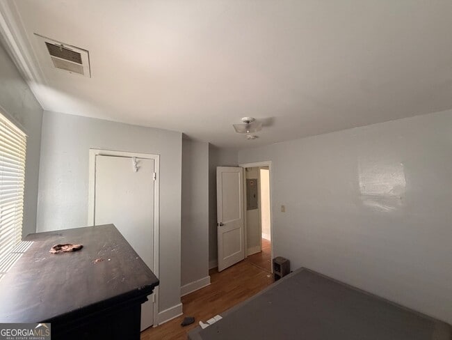 Building Photo - 2203 Tiger Flowers Dr NW