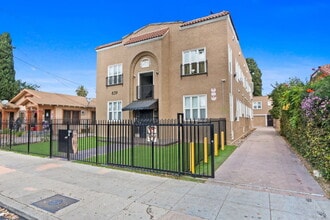 Building Photo - 839 W 43rd Pl