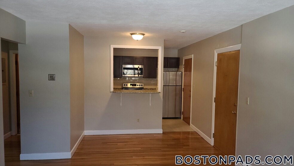 Building Photo - 276 Grove St