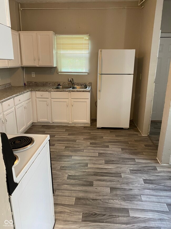 Building Photo - 1007 Harlan St