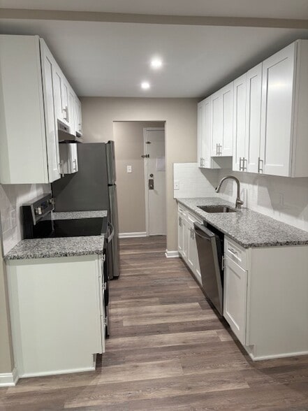 Kitchen - 11611 Stoneview Sq