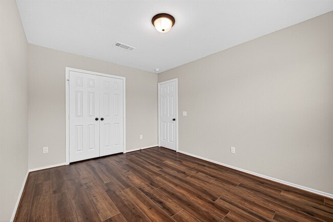 Building Photo - 4007 Delta Rose St