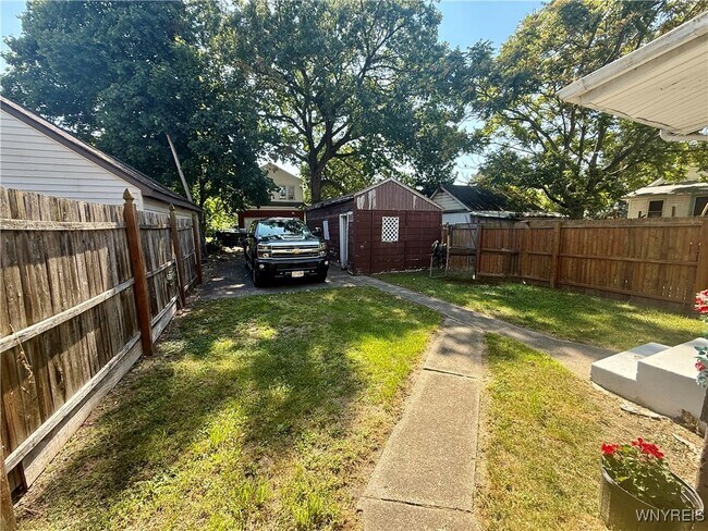 Building Photo - 2711 Orleans Ave