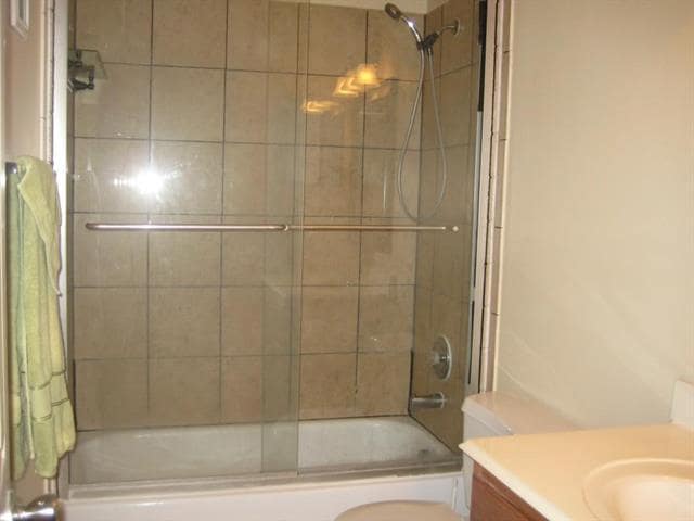 Building Photo - 3908 Oceanside Dr