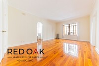 Building Photo - ~NOW PRE-LEASING~ Cozy Studio with Tons of...