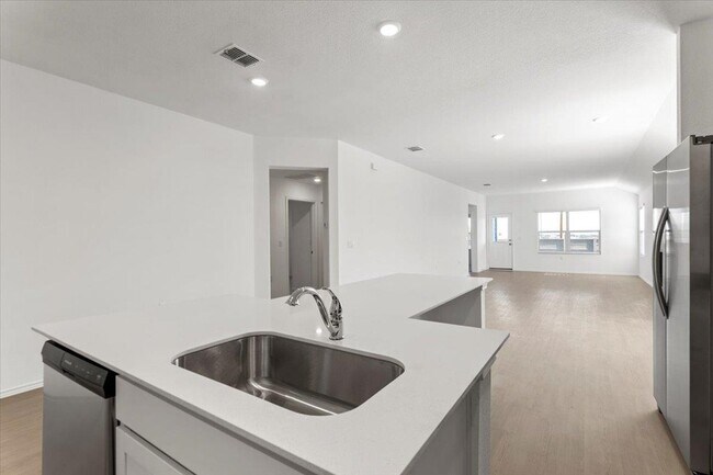 Building Photo - 17701 Sage Thrasher Dr