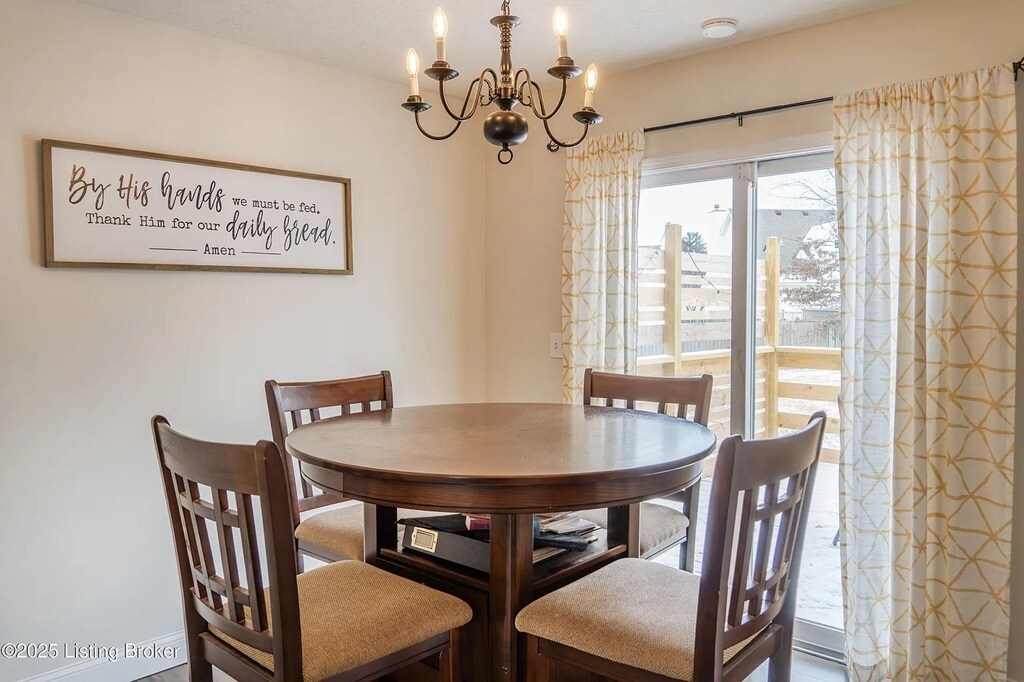 Building Photo - 12207 Hideaway Ct