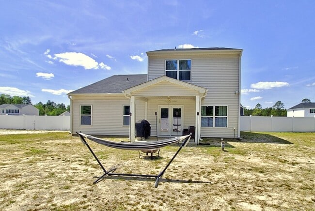 Building Photo - 147 Enclave Wy
