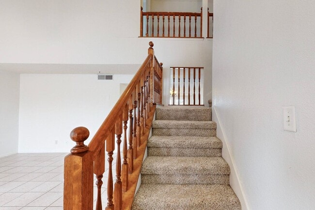 Building Photo - Beautiful 4 bedroom, 2 bath home in Northeast El Paso!