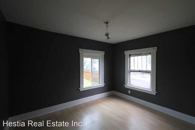Building Photo - 1307 Peach Ct